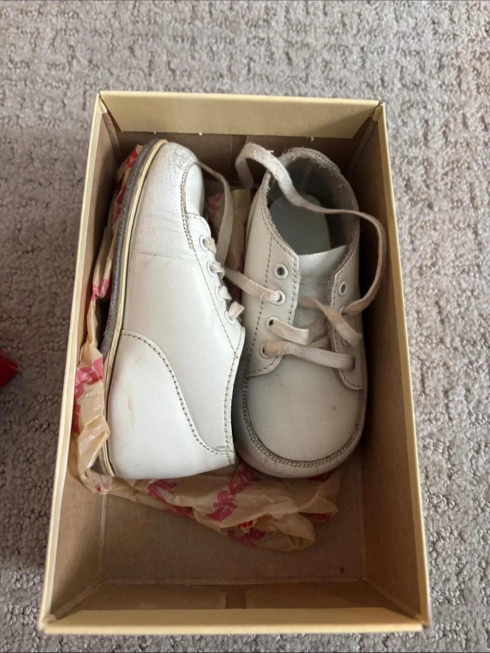 Kids White Leather Lace-Up Shoes